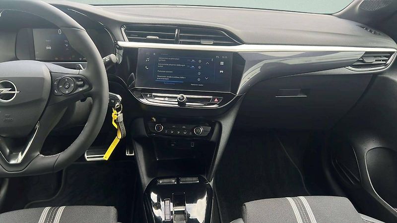 Opel Corsa GS 1.2 TURBO (74kW/100k) AT8/T - fotka 15 z 42