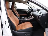 Lexus NX 300h 2,5 145 kW 4WD Prestige - náhled 13