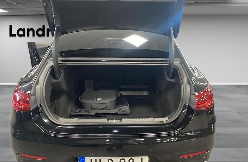 Mercedes-Benz EQE 300 AMG Kam BLIS LED Ambient - fotka 12 z 13