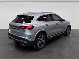 Mercedes-Benz GLA 180 AMG Kamera Keyless Ambient - náhled 7