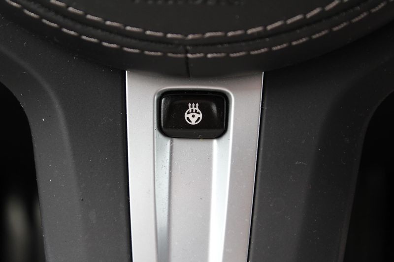 BMW X5 xDrive30d - fotka 14 z 28
