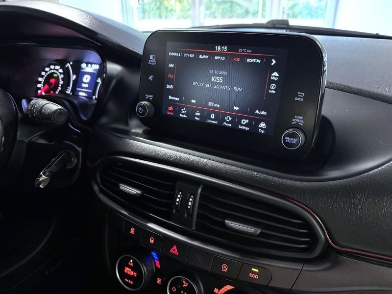 Fiat Tipo (2020) HB 1,6 JTDm DDCT 120k S-Design - fotka 9 z 18