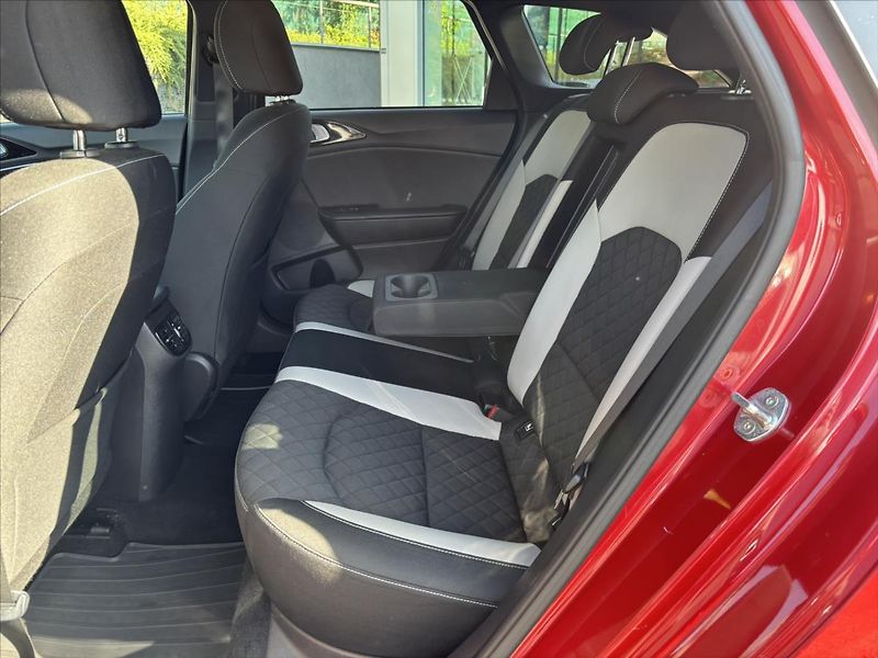 Kia Ceed 1,5 TGDi GT Line 1.ČR TAŽNÉ - fotka 13 z 47