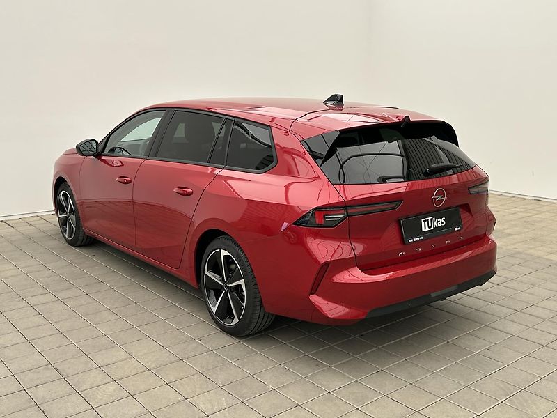 Opel Astra 1.2 Turbo 110k Edition - fotka 3 z 30