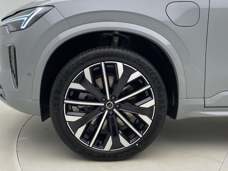 Volvo XC90 (2026) T8 AWD Plug-in DARK PLUS 7m - fotka 18 z 75