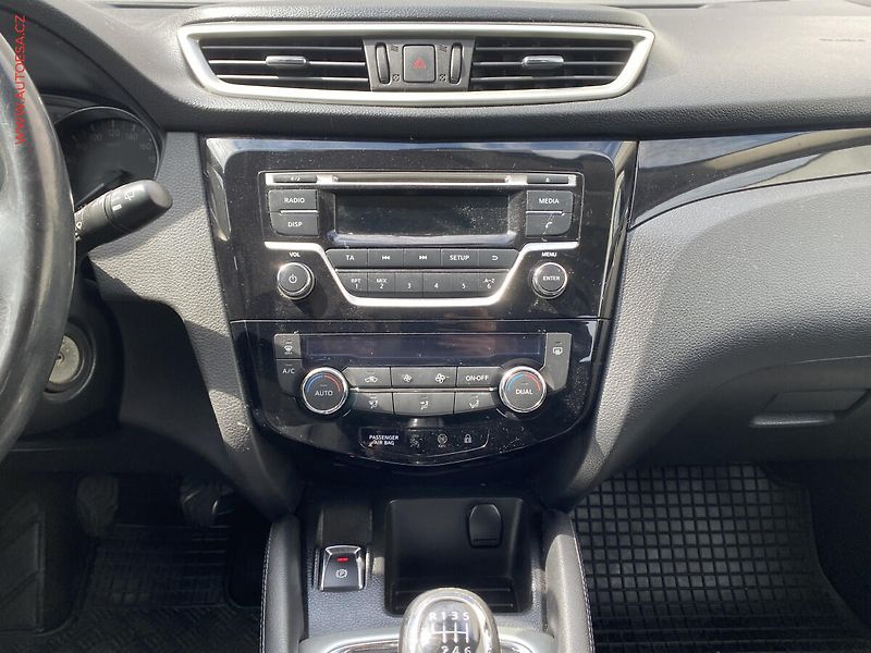 Nissan Qashqai (2017) 1.5dCi, AAC, tempo - fotka 12 z 14
