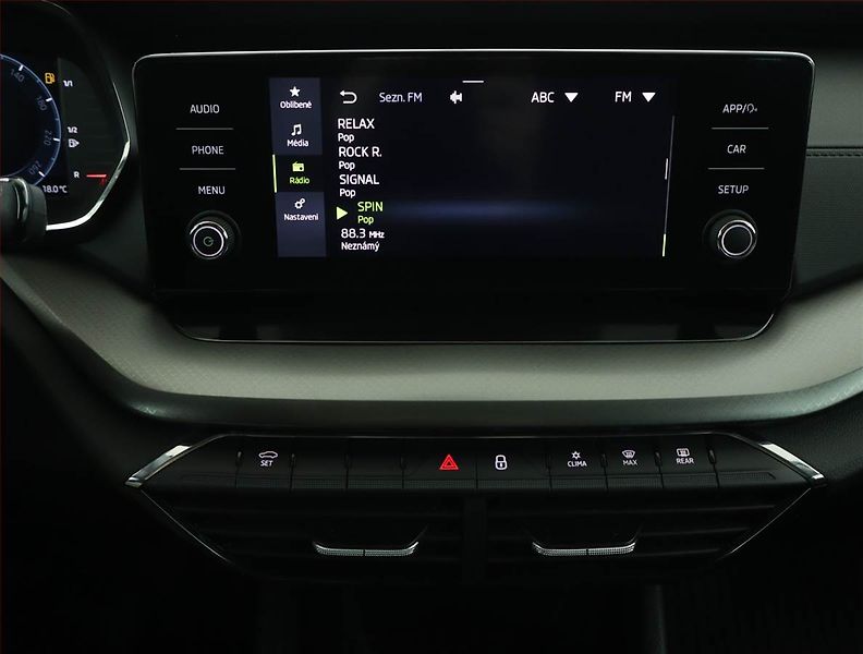 Škoda Octavia (2023) Ambition 2.0 TDI, ČR,1.maj - fotka 12 z 15