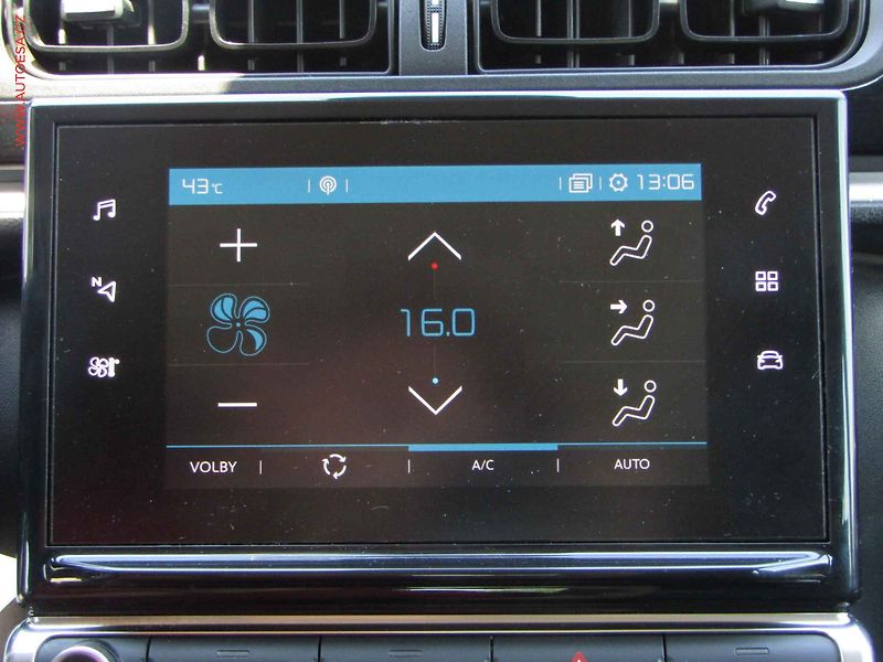 Citroën C3 (2019) 1.2 PT, Feel, navi - fotka 15 z 18