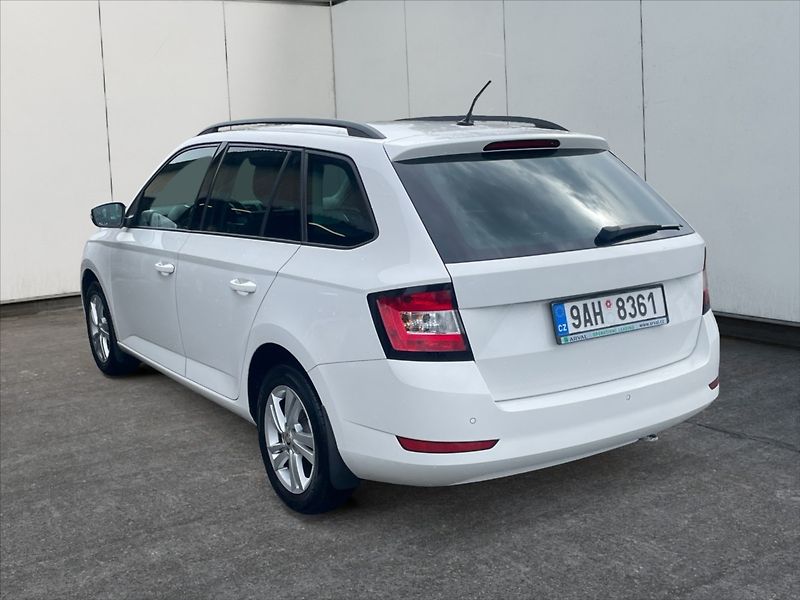 Škoda Fabia 1,0 TSI 70 Ambition - fotka 4 z 11