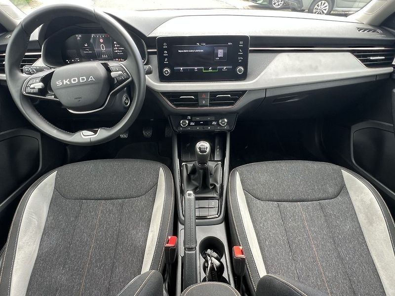 Škoda Kamiq Top Selection 1.0 TSI 85 kW - fotka 6 z 29