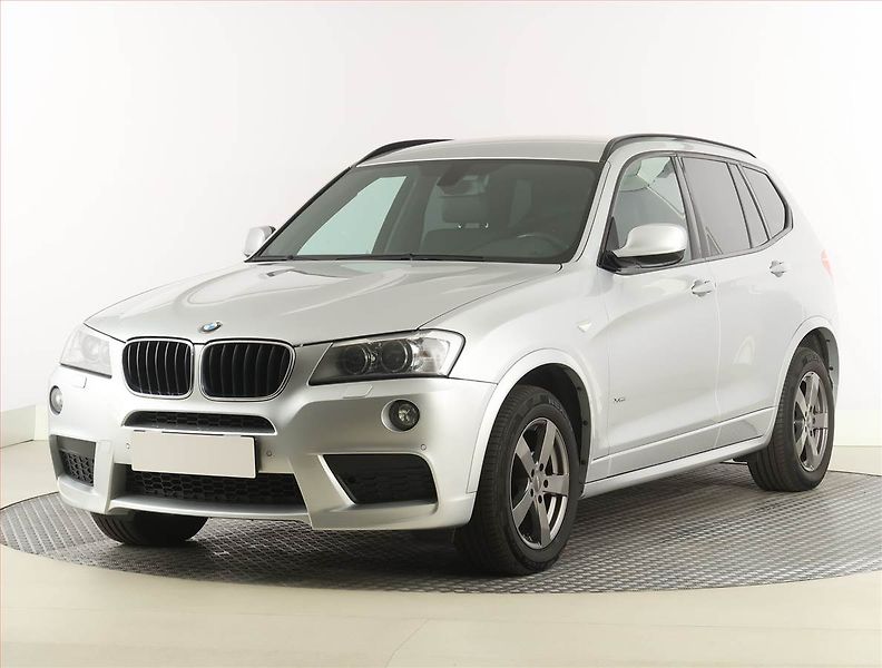 BMW X3 (2012) xDrive20d, 4X4, Automat, Kůže - fotka 2 z 22
