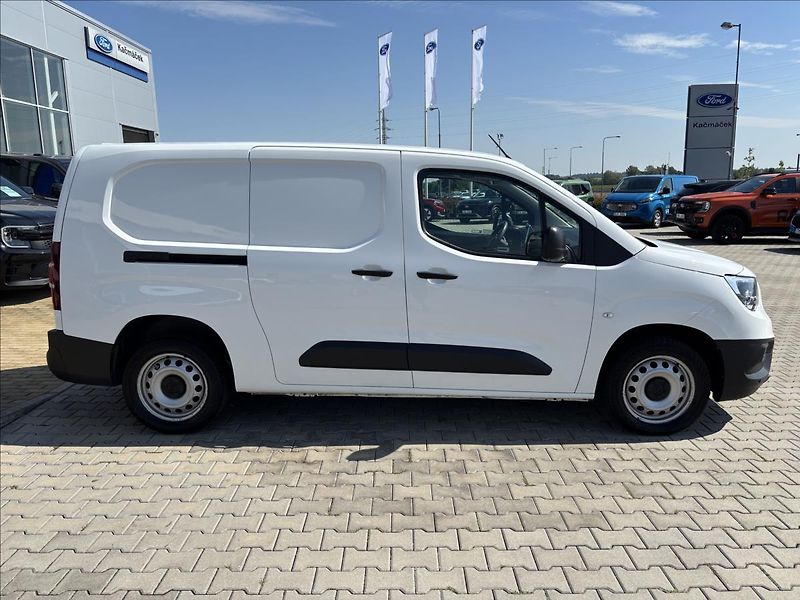 Opel Combo 1,5 CDTI 96kW L2 - fotka 6 z 37