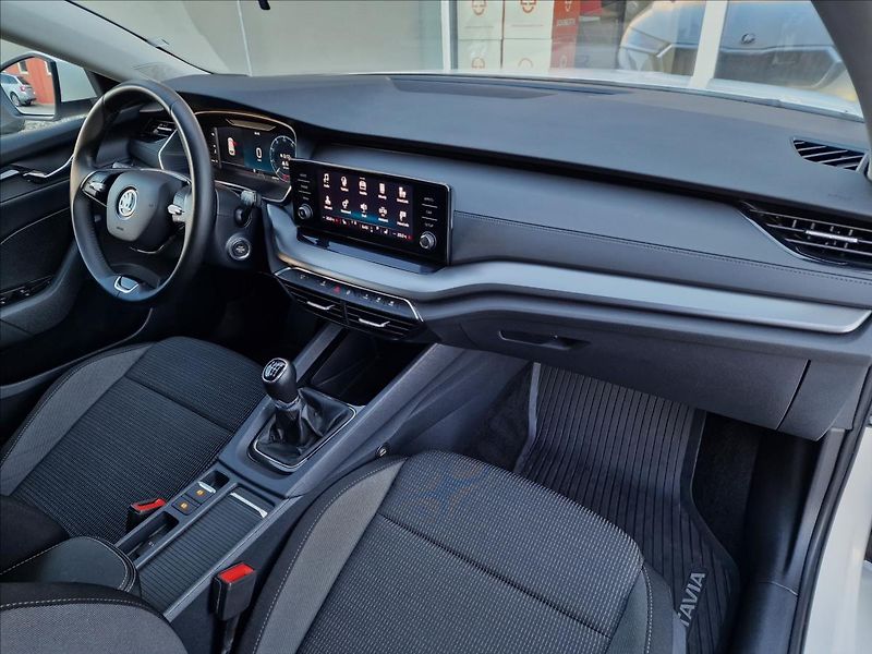 Škoda Octavia 2.0TDI,původ ČR,1.Majitel - fotka 13 z 50