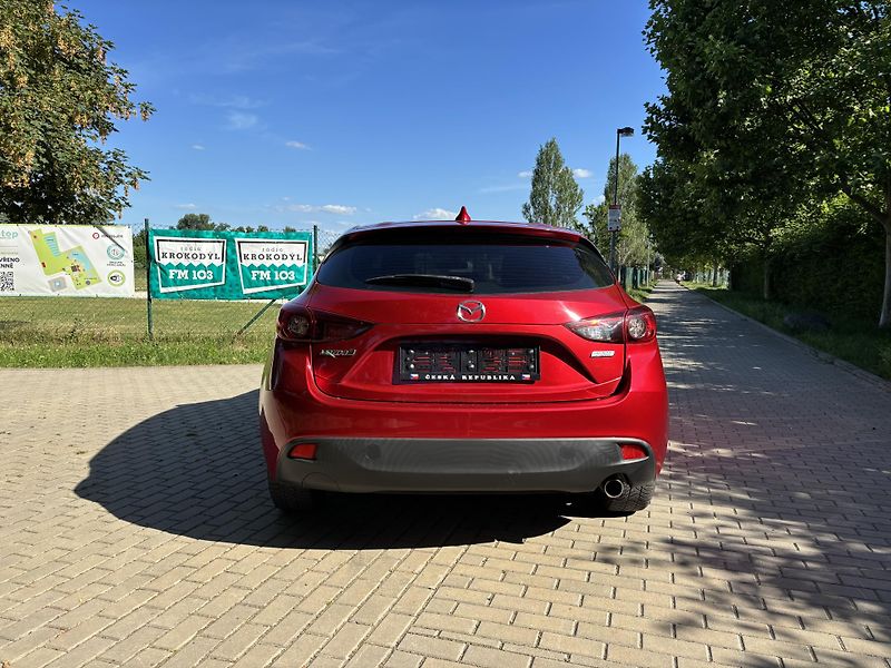 Mazda 3 1.5 Prime-Line - fotka 8 z 28