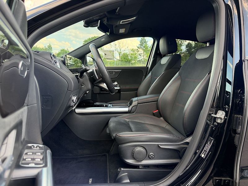 Mercedes-Benz GLA 200 d - fotka 15 z 36