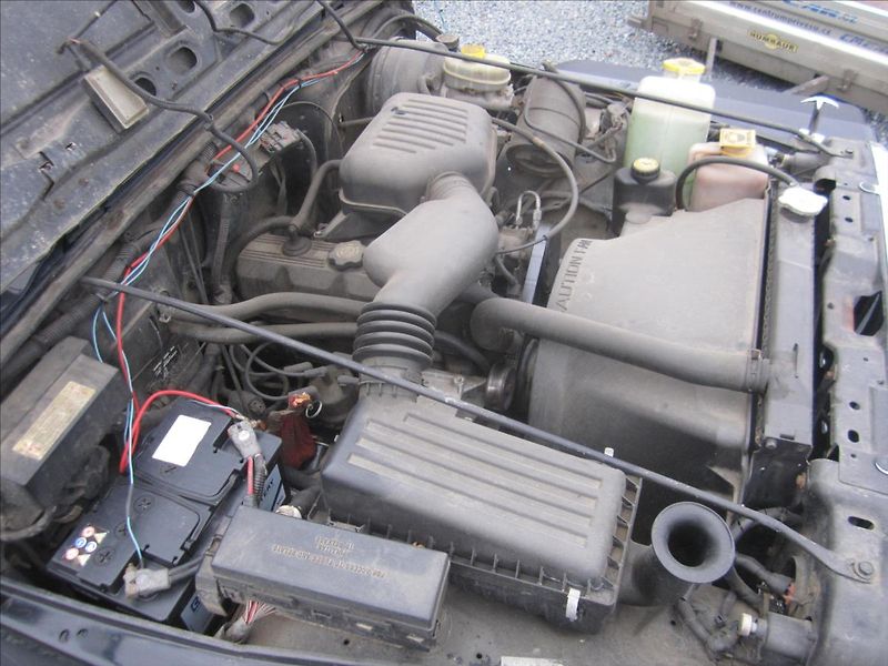 Jeep Wrangler 2.5i 4x4, Hardtop - fotka 37 z 38