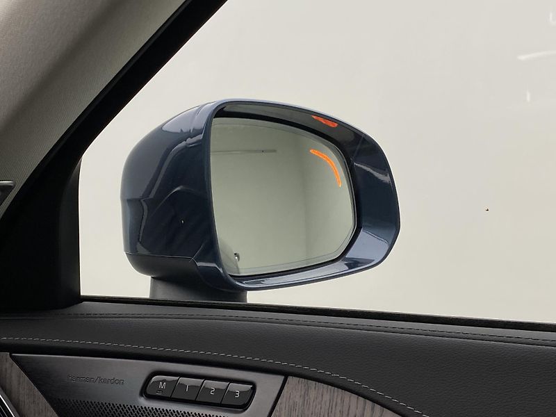 Volvo XC90 B5 AWD PLUS BRIGHT AUT CZ - fotka 26 z 58