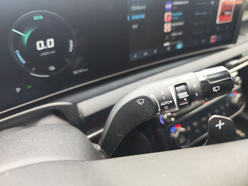 Hyundai Tucson 1.6 T-GDI/158kW HEV N-Line 6AT - fotka 34 z 38