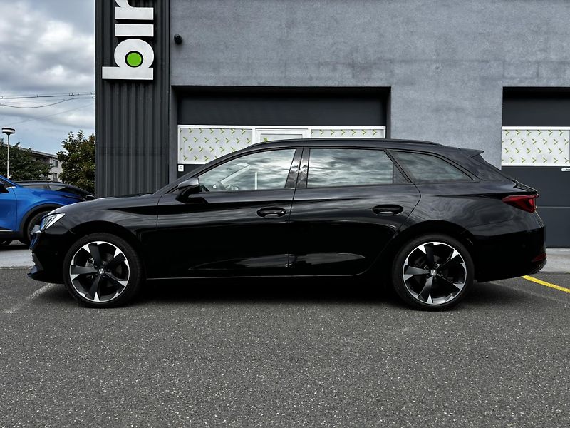 Seat Leon (2023) Sportstourer FR 1.5 TSI  - fotka 5 z 16