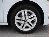 Kia Ceed (2019) Gold 1.4 T-GDI, Automat - náhled 15