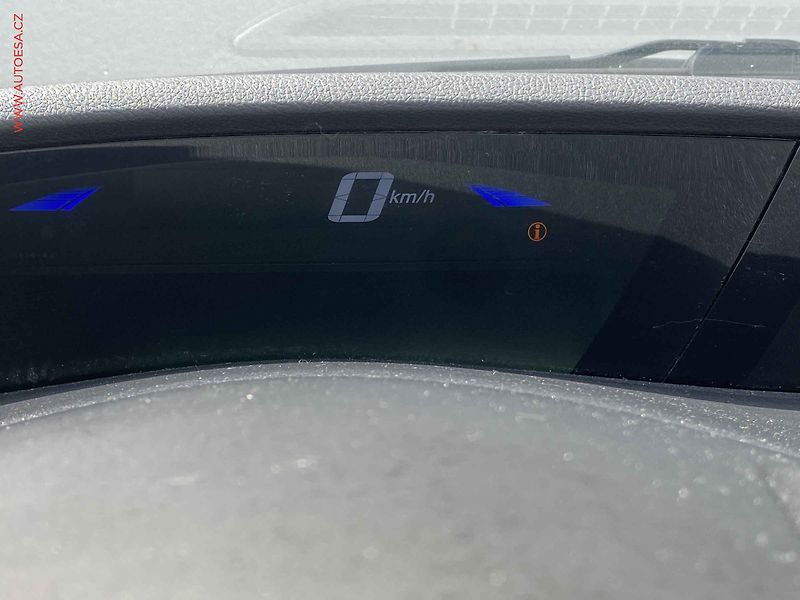 Honda Civic (2014) 1.4CVVT, Comfort - fotka 16 z 17