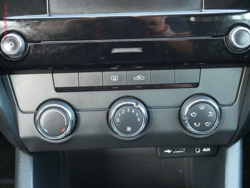 Škoda Octavia (2017) 1.4 TSi, Active - fotka 12 z 14