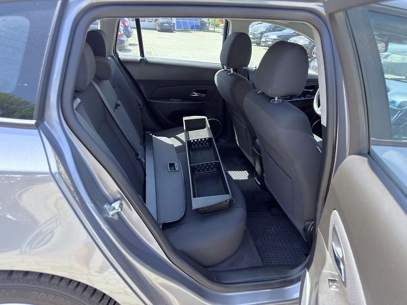 Chevrolet Cruze 1.7 TD 96 kW servisní knížka - fotka 10 z 15
