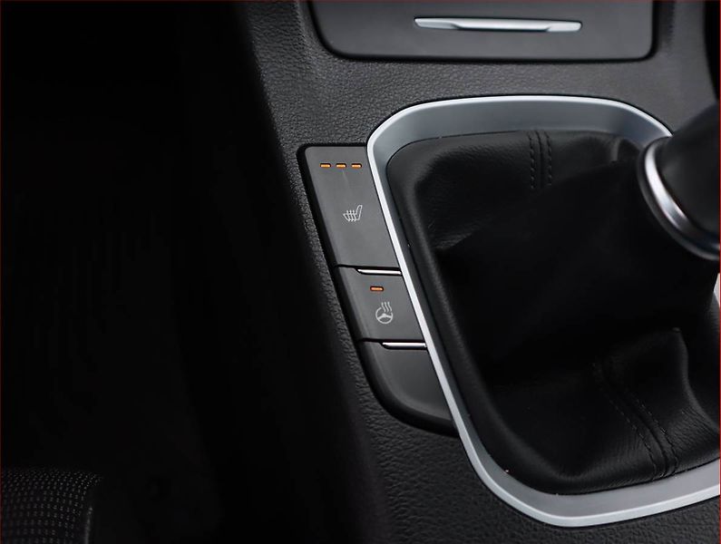 Hyundai i30 (2019) Style 1.4 T-GDI, Serv.kniha - fotka 21 z 21