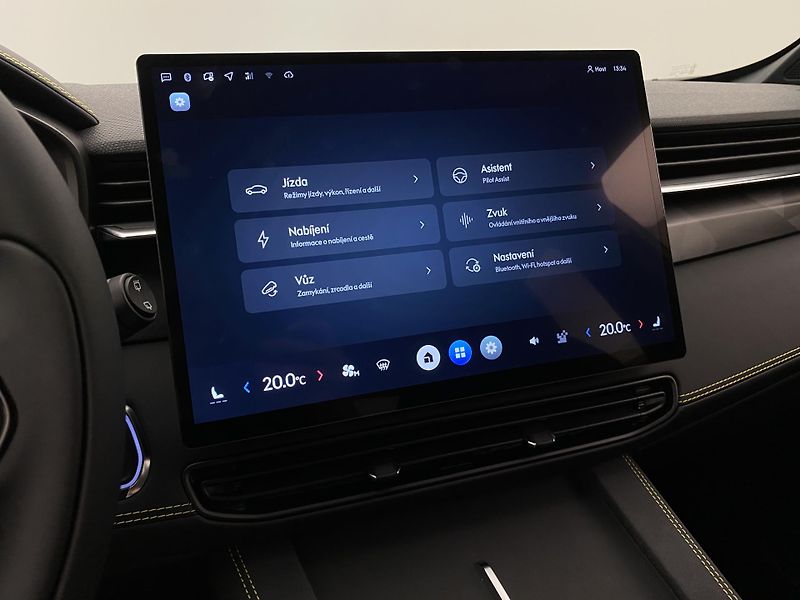 Lynk & Co 01 (2025) CORE PHEV AUT CZ 1.maj - fotka 64 z 96