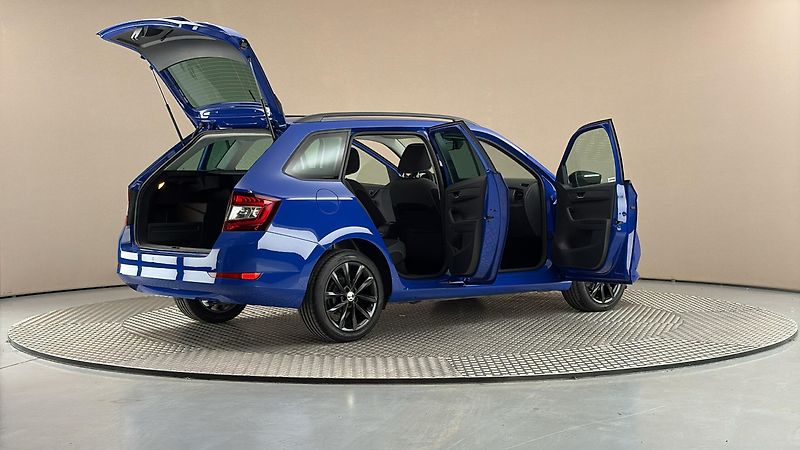 Škoda Fabia 1.0 TSI Combi - fotka 6 z 24