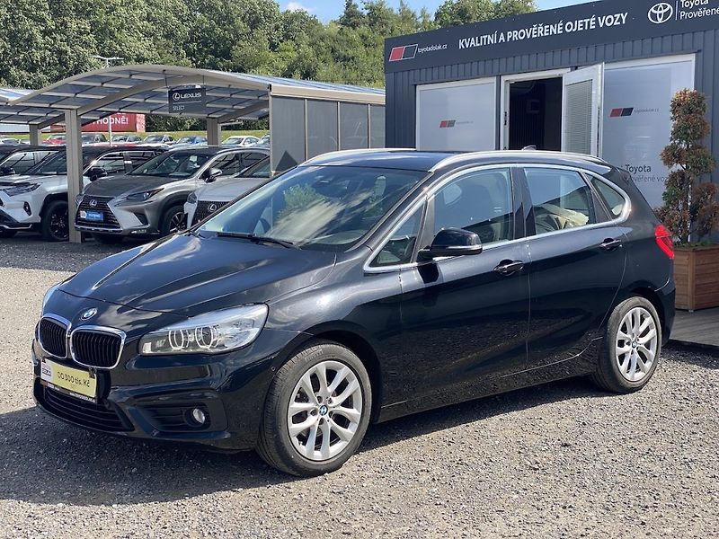 BMW Řada 2 218d, ČR, automat, 2x kola - fotka 3 z 16