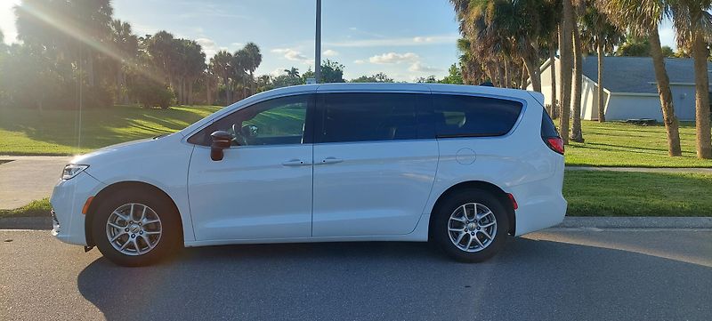 Chrysler Pacifica (2025) 2025 SKLADEM - fotka 3 z 33