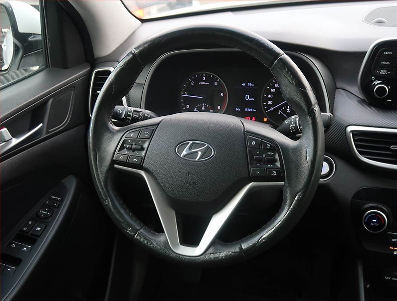 Hyundai Tucson (2020) Adventure 1.6 CRDi, Serv.kniha - fotka 15 z 22
