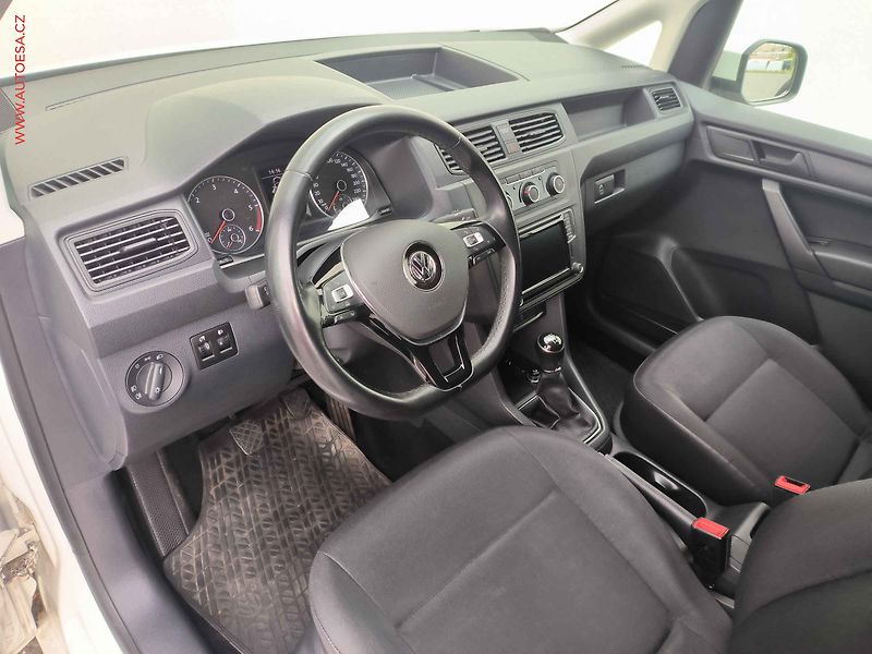 Volkswagen Caddy (2020) 2.0TDi WÜRTH, navi, +kola - fotka 10 z 24