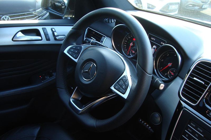 Mercedes-Benz GLE (2017) 350 D,4-Matic,AUT,AMG paket - fotka 67 z 92
