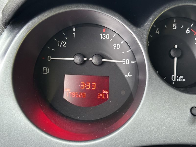 Seat Altea (2008) 1.6MPI/75kW * KLIMA *  - fotka 9 z 25