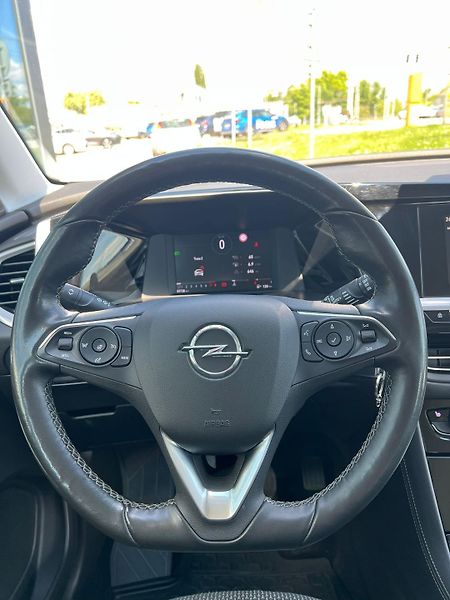 Opel Grandland 1.2T 96kW 1.Maj DPH  - fotka 7 z 14