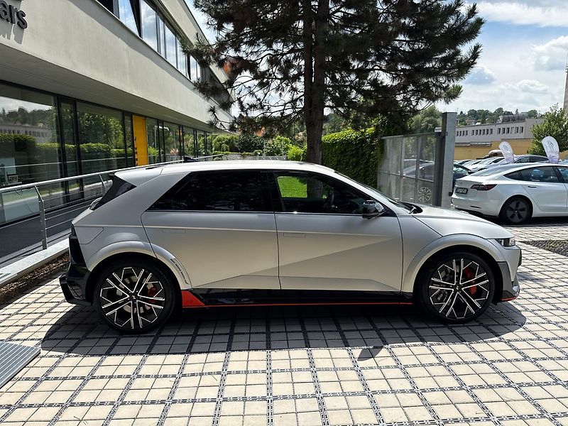 Hyundai Ioniq 5 N Everyday 84 kWh - fotka 41 z 42