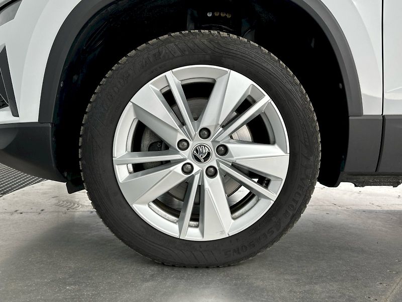 Škoda Karoq (2024) DSG 1.5TSI 110kW Selection Fre - fotka 28 z 28