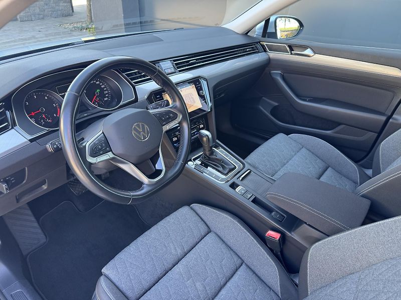 Volkswagen Passat (2023) 2.0 TDI DSG Business Tažné - fotka 16 z 42