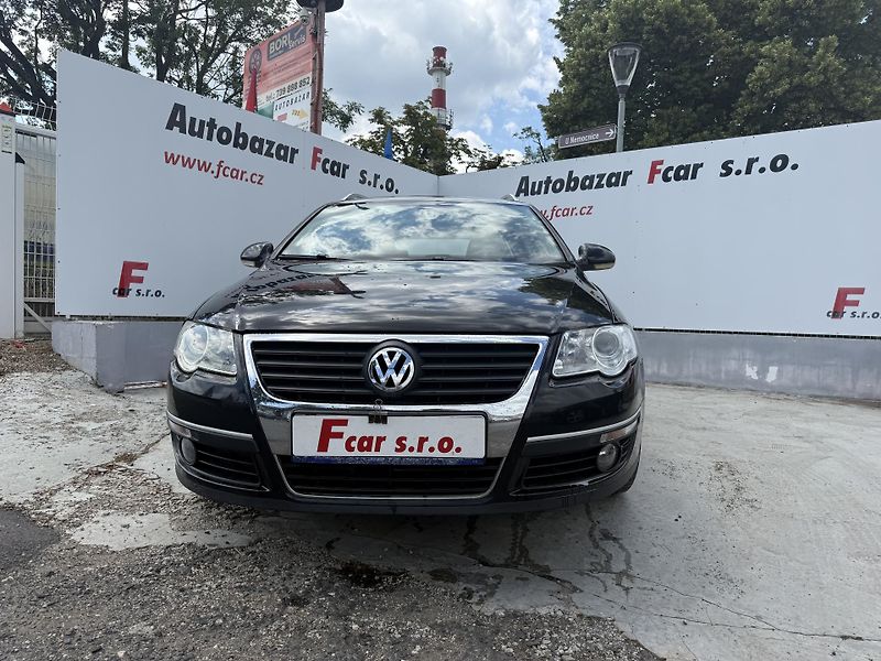Volkswagen Passat (2009) 2.0 TDI Sportline  - fotka 2 z 21