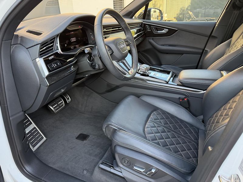 Audi SQ7 (2024) Zaruka do 2029,masaz,7 mist - fotka 12 z 19