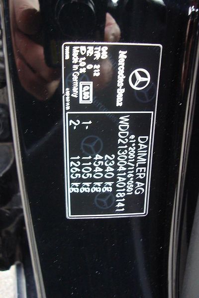 Mercedes-Benz Třídy E (2016) 220 CDi, ČR, Pravidelný servis - fotka 21 z 63