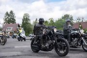 Motorkáři se sjeli na žehnání v bazilice v Jablonném.