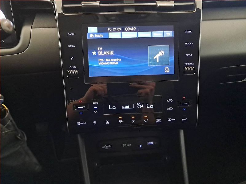 Hyundai Tucson (2022) Smart 1.6 T-GDI - fotka 12 z 17