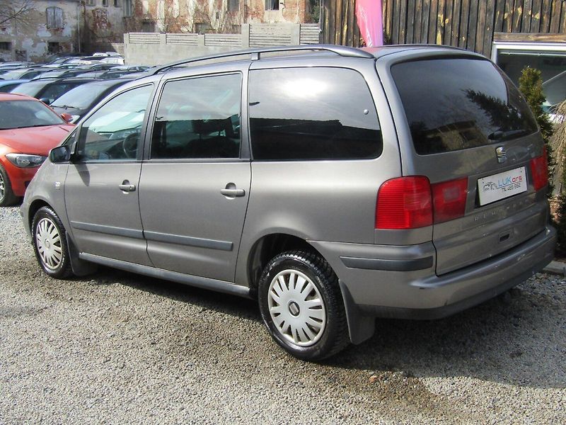 Seat Alhambra (2006) 2.0 TDI 103kW - fotka 5 z 34