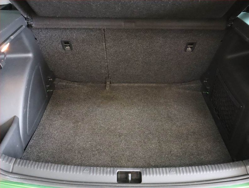 Škoda Rapid (2014) Spaceback 1.6 TDI - fotka 14 z 17