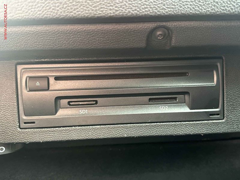 Volkswagen Passat (2019) 2.0 TDi, 2.maj, DSG, navi. - fotka 24 z 26