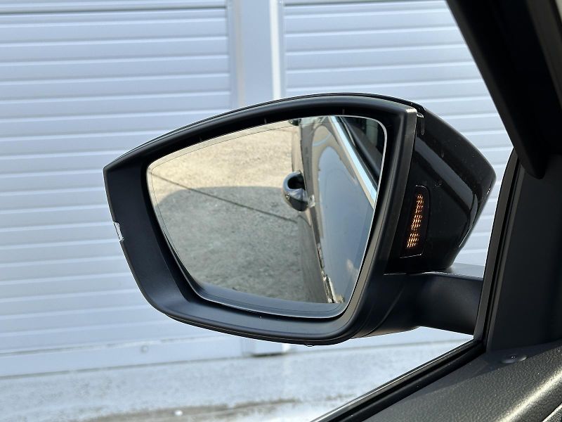 Škoda Karoq 2.0TDi DSG 4x4 150PS Matrix-LE - fotka 8 z 45