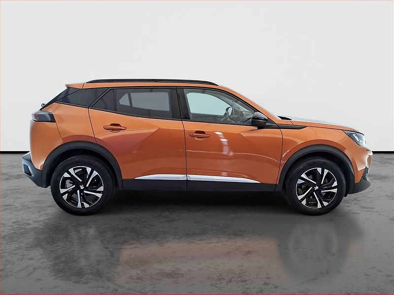 Peugeot 2008 (2022) 1.2 PureTech, ČR,1.maj - fotka 6 z 17
